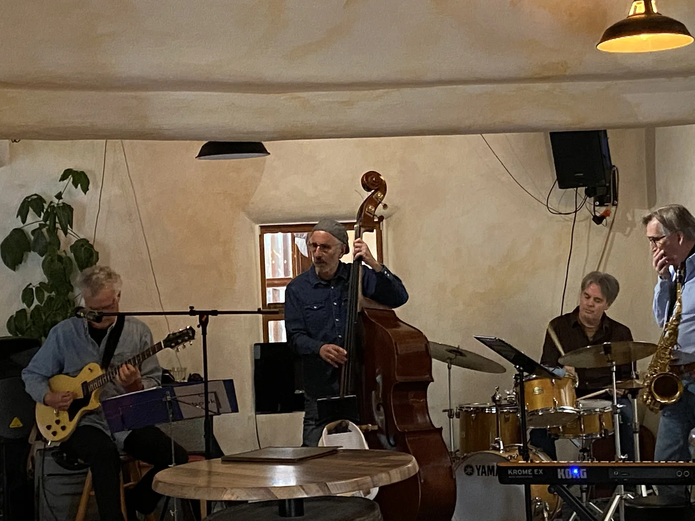 Rich Malloy performing