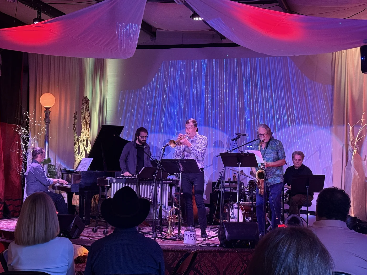 Rich Malloy performing